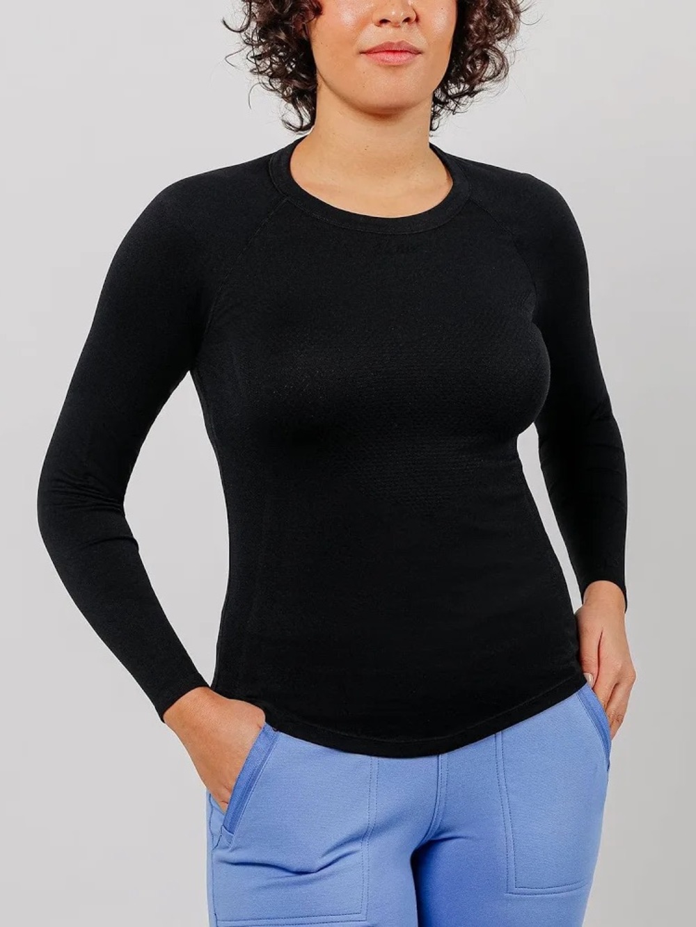 NWOT Clove Featherlite Long Sleeve Underscrub Shirt Black Large